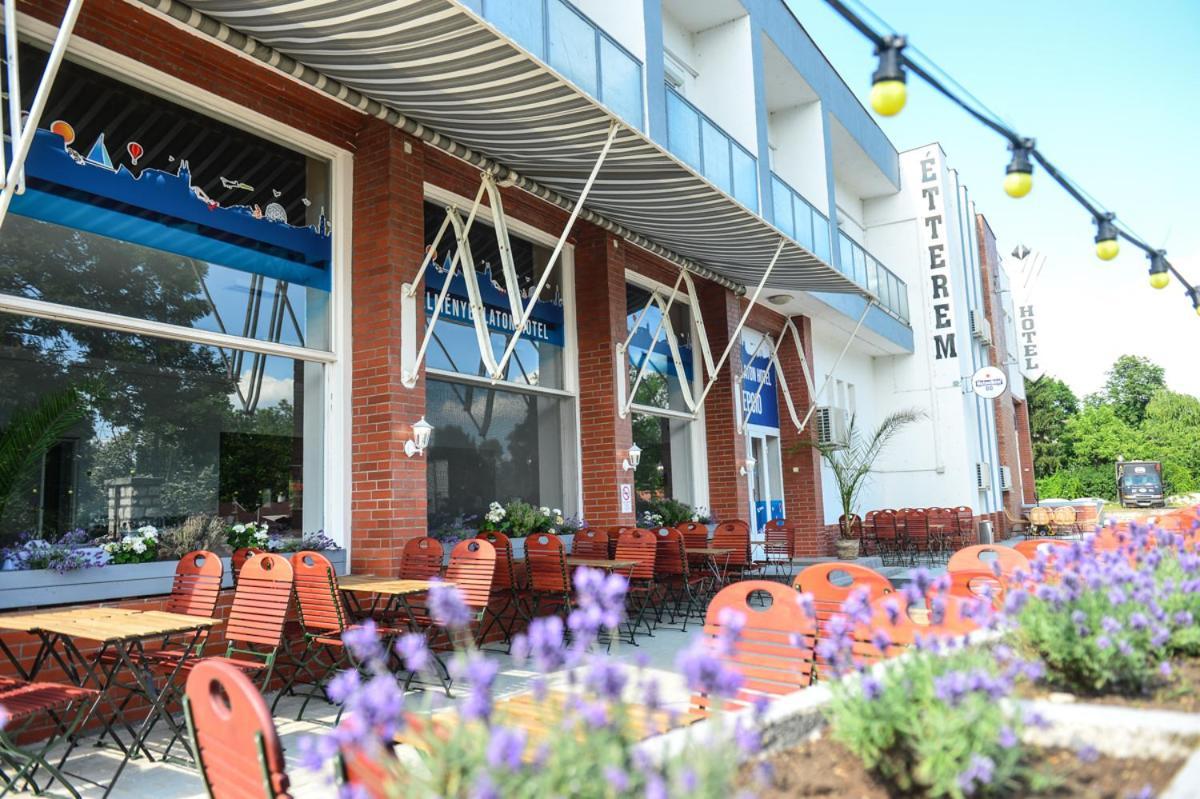 Élmény Balaton Hotel Alsóörs Kültér fotó